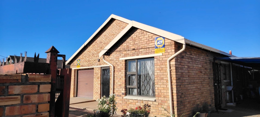 3 Bedroom Property for Sale in Grasslands Free State